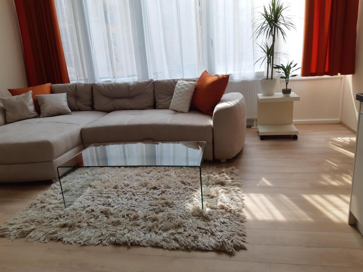 בודפשט Modern, Quiet & Cozy Apartment In The Middle Of Downtown Near Danube At Fashion Street מראה חיצוני תמונה