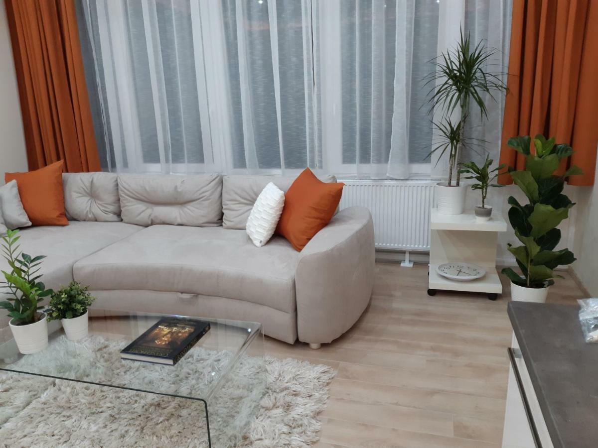 בודפשט Modern, Quiet & Cozy Apartment In The Middle Of Downtown Near Danube At Fashion Street מראה חיצוני תמונה