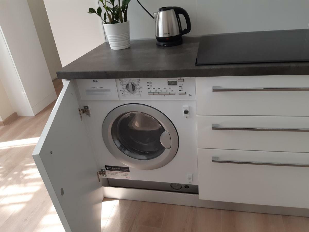 בודפשט Modern, Quiet & Cozy Apartment In The Middle Of Downtown Near Danube At Fashion Street מראה חיצוני תמונה