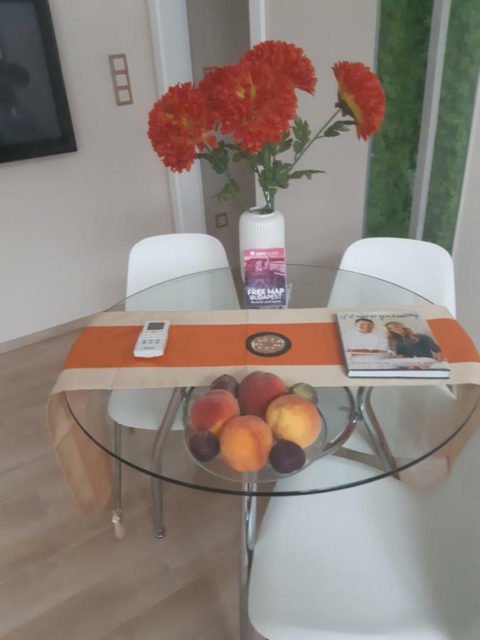 בודפשט Modern, Quiet & Cozy Apartment In The Middle Of Downtown Near Danube At Fashion Street מראה חיצוני תמונה